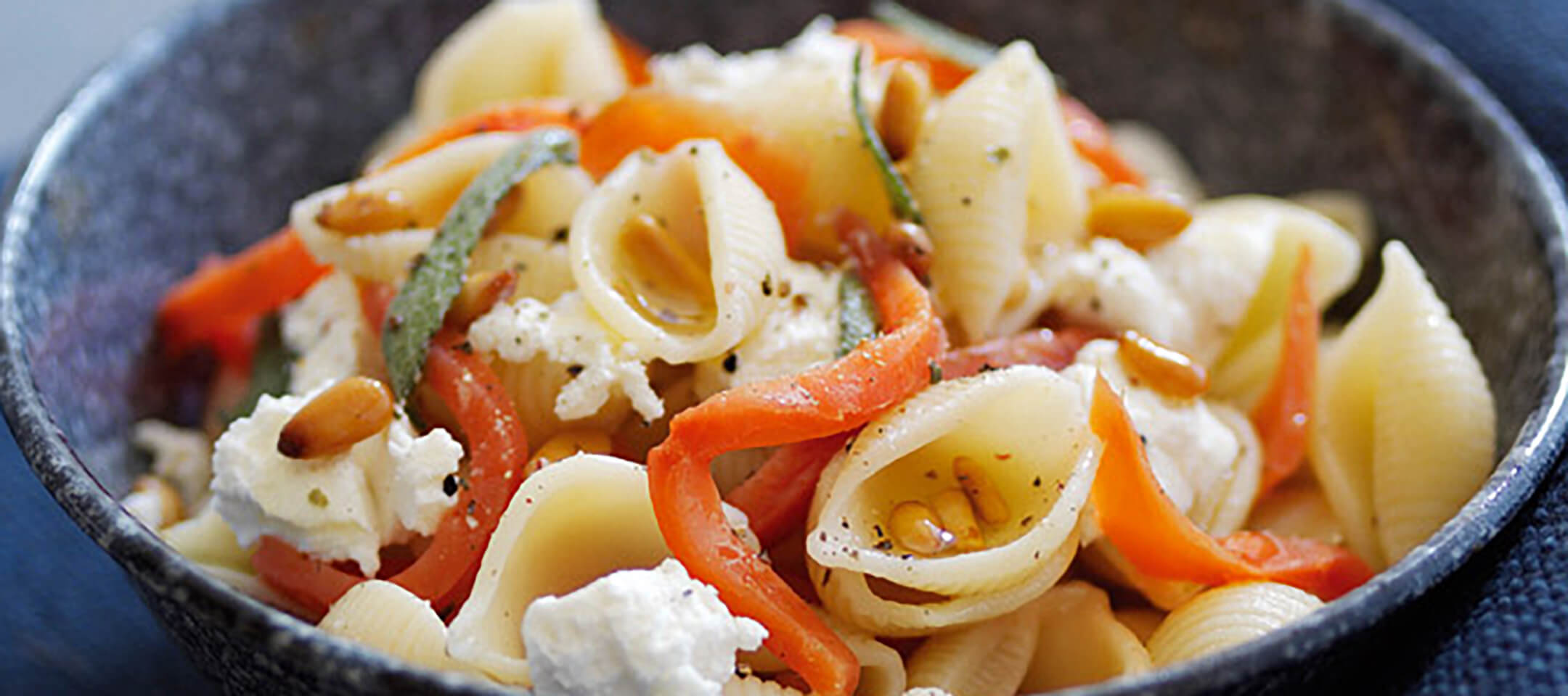 Succulent Wild Alaskan Salmon Pasta With Goat's Cheese – John West Ireland